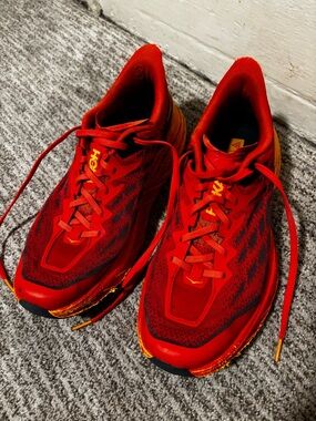 Men’s HOKA speedgoat 5 trail running shoes